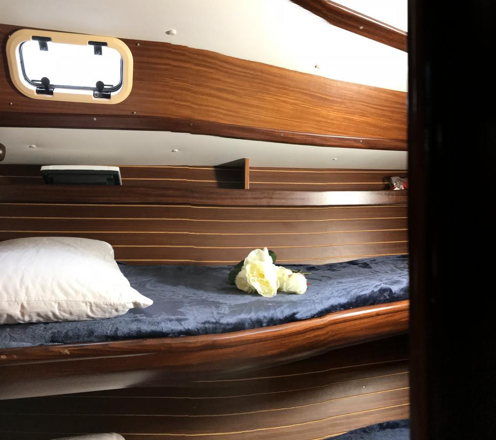 Bed&Boat Eolo 3 Hotel เวนิส ภายนอก รูปภาพ
