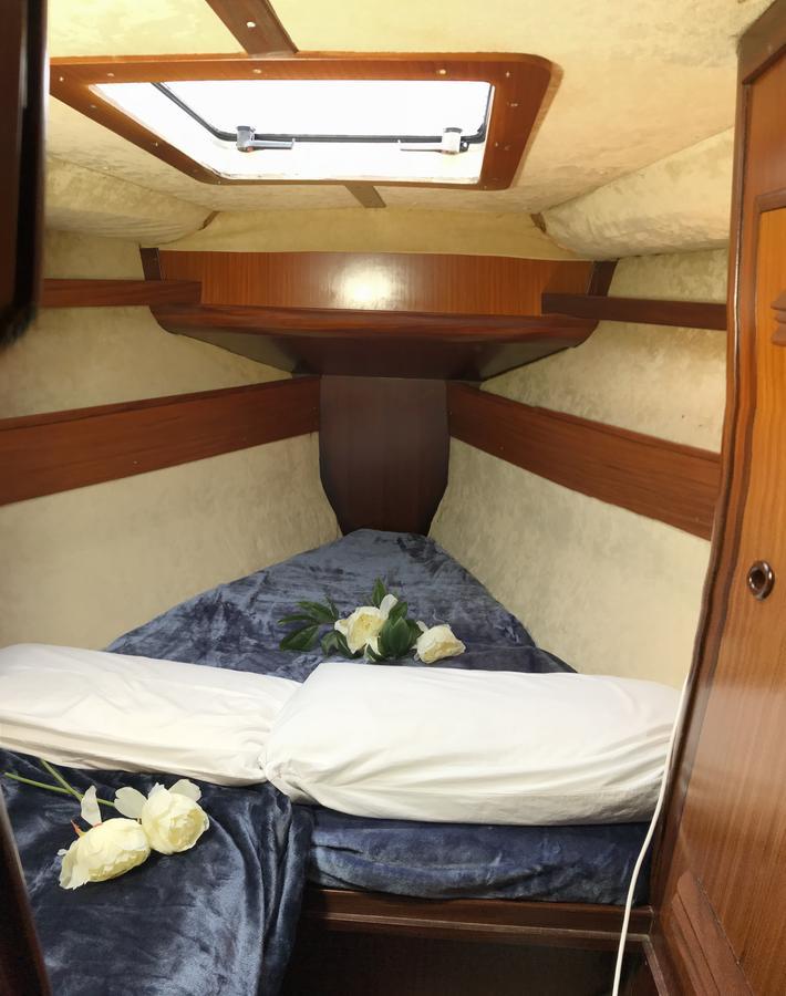 Bed&Boat Eolo 3 Hotel เวนิส ภายนอก รูปภาพ